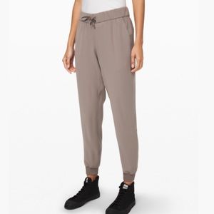 Lululemon Gray On the Fly Joggers